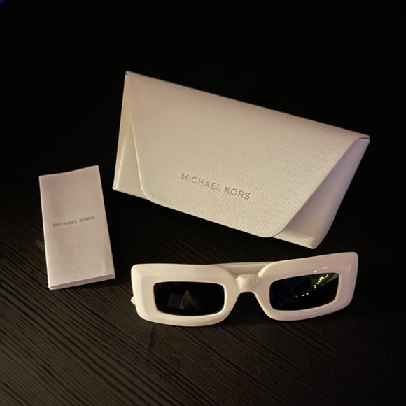 Michael Kors St. Tropez Sunglasses - Picture 1 of 4